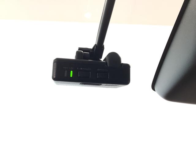 ロッキーX HEV 9インチディスプレイオーディオ ドラレコ ETC1年保証 9インチディスプレイオーディオ ドラレコ ETC2.0 全方位カメラ 前後コーナーセンサー ルーフキャリア USB Bluetooth オートマチックハイビーム 16インチ純正アルミホイール(兵庫県)の中古車