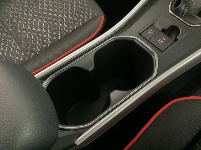 ロッキーX HEV 9インチディスプレイオーディオ ドラレコ ETC1年保証 9インチディスプレイオーディオ ドラレコ ETC2.0 全方位カメラ 前後コーナーセンサー ルーフキャリア USB Bluetooth オートマチックハイビーム 16インチ純正アルミホイール(兵庫県)の中古車