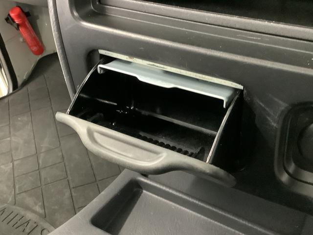 ハイゼットトラックエアコン・パワステ　スペシャル　４ＷＤ　５ＭＴ　禁煙　３方開走行無制限１年保証　ゲートプロテクター　４ＷＤ　ＭＴ車　禁煙車　３方開　ドアバイザー　ラジオ　ラバーフロアマット　マニュアルエアコン　スペアタイヤ　パワーステアリング　マッドガード　衝突安全ボディ（兵庫県）の中古車