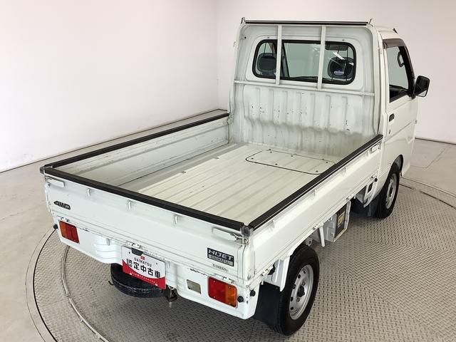 ハイゼットトラックエアコン・パワステ　スペシャル　４ＷＤ　５ＭＴ　禁煙　３方開走行無制限１年保証　ゲートプロテクター　４ＷＤ　ＭＴ車　禁煙車　３方開　ドアバイザー　ラジオ　ラバーフロアマット　マニュアルエアコン　スペアタイヤ　パワーステアリング　マッドガード　衝突安全ボディ（兵庫県）の中古車