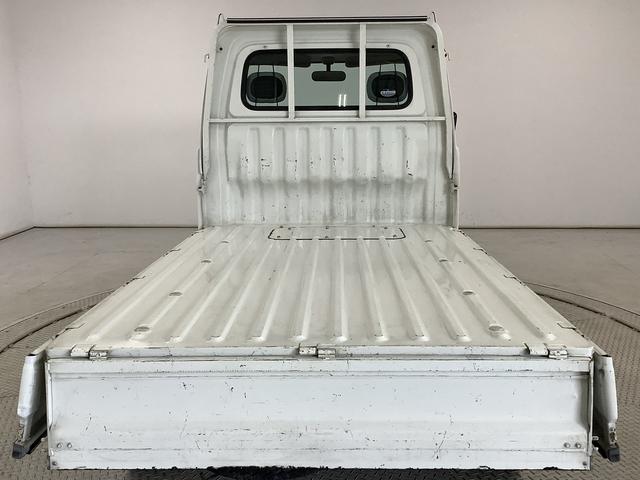 ハイゼットトラックエアコン・パワステ　スペシャル　４ＷＤ　５ＭＴ　禁煙　３方開走行無制限１年保証　ゲートプロテクター　４ＷＤ　ＭＴ車　禁煙車　３方開　ドアバイザー　ラジオ　ラバーフロアマット　マニュアルエアコン　スペアタイヤ　パワーステアリング　マッドガード　衝突安全ボディ（兵庫県）の中古車