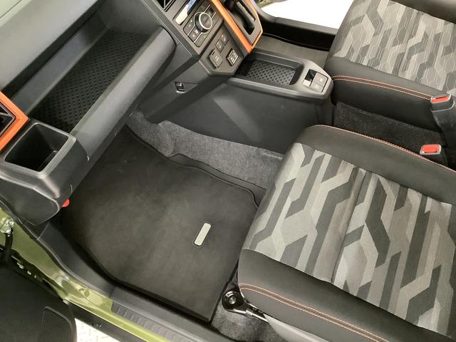 タフトG ワンオーナー ナビTV ドラレコ ETC バックカメラ1年保証 ワンオーナー ナビTV ETC ドラレコ バックカメラ 前後コーナーセンサー 前席シートヒーター Bluetooth LEDヘッドライト スカイフィールトップ 15インチ純正アルミホイール(兵庫県)の中古車