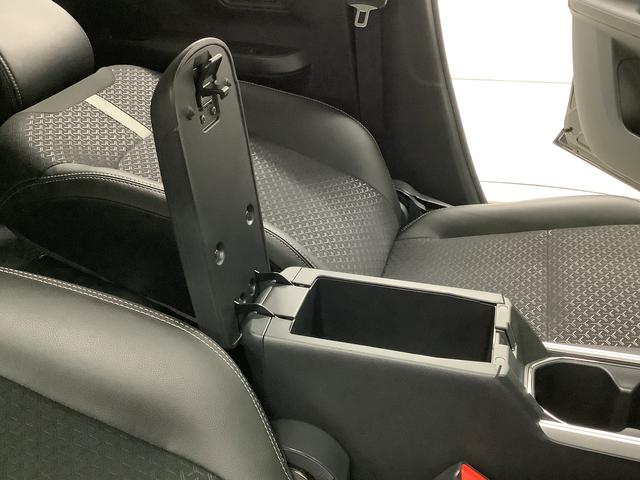 ロッキープレミアムG HEV ワンオーナー クルコン シートヒーター走行無制限1年保証 前後コーナーセンサー ワンオーナー アダプティブクルーズコントロール シートヒーター オートマチックハイビーム LEDヘッドライト スマートペダル 17インチ純正アルミホイール(兵庫県)の中古車