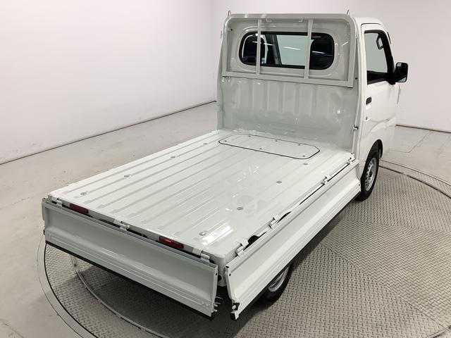 ハイゼットトラックスタンダード　４ＷＤ　５ＭＴ　前後コーナーセンサー　ラジオ走行無制限１年保証　前後コーナーセンサー　４ＷＤ　ＭＴ車　３方開　ゲートプロテクター　アイドリングストップ　横滑り防止装置　オートライト　ヘッドライトレベライザー　アクセサリーソケット　ラジオ（兵庫県）の中古車