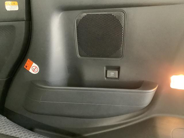 タントファンクロスターボ ワンオーナー 両側電動スライドドア走行無制限1年保証 両側電動スライドドア ワンオーナー 前後コーナーセンサー 前席シートヒーター ルーフレール オートマチックハイビーム LEDヘッドライト スマートキー 15インチ純正アルミホイール(兵庫県)の中古車