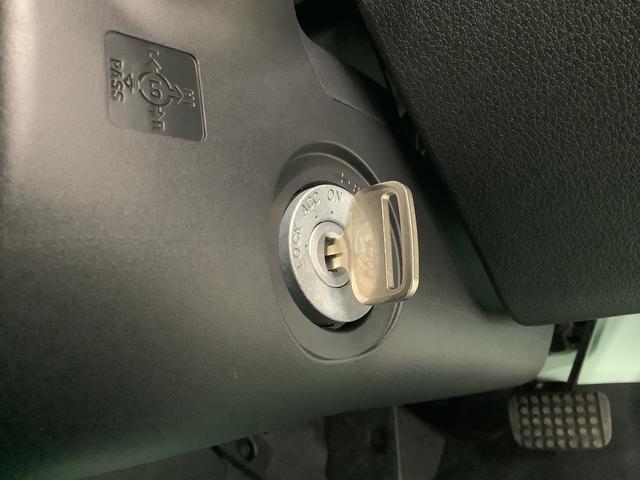 ハイゼットトラックスタンダード 4WD CVT 前後コーナーセンサー ラジオ走行無制限1年保証 前後コーナーセンサー 4WD CVT車 3方開 アイドリングストップ 横滑り防止装置 ヘッドライトレベライザー アクセサリーソケット スペアタイヤ ラジオ マニュアルエアコン(兵庫県)の中古車