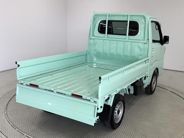 ハイゼットトラックスタンダード 4WD CVT 前後コーナーセンサー ラジオ走行無制限1年保証 前後コーナーセンサー 4WD CVT車 3方開 アイドリングストップ 横滑り防止装置 ヘッドライトレベライザー アクセサリーソケット スペアタイヤ ラジオ マニュアルエアコン(兵庫県)の中古車