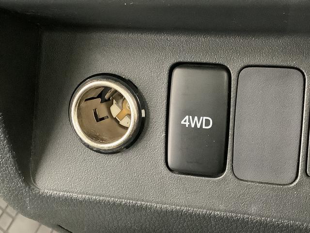 ハイゼットトラックスタンダード 4WD 5MT ETC リアゲートチェーン走行無制限1年保証 4WD MT ETC 3方開 ゲートプロテクター リアゲートチェーン ドアバイザー ヘッドライトレベライザー ラジオ アクセサリーソケット マニュアルエアコン スペアタイヤ(兵庫県)の中古車