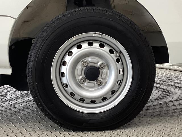 ハイゼットトラックスタンダード 4WD 5MT ETC リアゲートチェーン走行無制限1年保証 4WD MT ETC 3方開 ゲートプロテクター リアゲートチェーン ドアバイザー ヘッドライトレベライザー ラジオ アクセサリーソケット マニュアルエアコン スペアタイヤ(兵庫県)の中古車