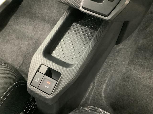 タフトＧターボ　ダーククロムベンチャー　クルコン　コーナーセンサー走行無制限１年保証　前後コーナーセンサー　アダプティブクルーズコントロール　前席シートヒーター　オートマチックハイビーム　オートブレーキホールド　スカイフィールトップ　１５インチ純正アルミホイール（兵庫県）の中古車