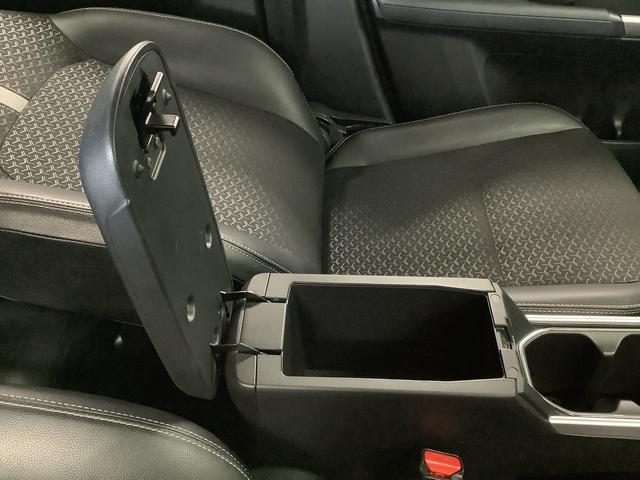 ロッキープレミアムＧ　ＨＥＶ　９インチディスプレイオーディオ　ＥＴＣ１年保証　９インチディスプレイオーディオ　ドラレコ　ＥＴＣ　バックカメラ　アダプティブクルーズコントロール　前後コーナーセンサー　前席シートヒーター　Ｂｌｕｅｔｏｏｔｈ　１７インチ純正アルミホイール（兵庫県）の中古車