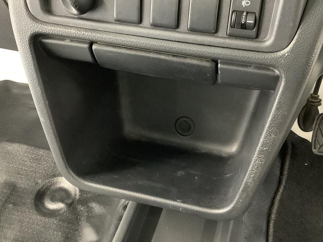 ミニキャブトラックM 5MT ナビTV ETC 3方開 ゲートプロテクター走行無制限1年保証 ゲートプロテクター 5速MT車 ナビTV ETC 3方開 Bluetooth ヘッドライトレベライザー アクセサリーソケット スペアタイヤ バッテリーカバー マッドガード(兵庫県)の中古車