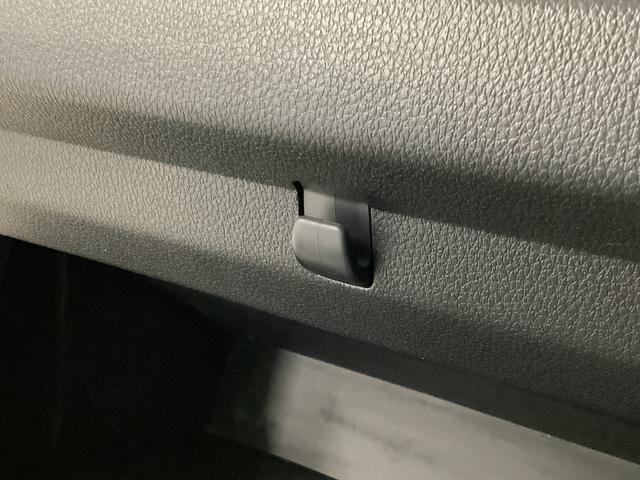 ハイゼットトラックスタンダード　４ＷＤ　５ＭＴ　３方開　ドアバイザー　ラジオ走行無制限１年保証　４ＷＤ　ドアバイザー　ＭＴ車　３方開　ヘッドライトレベライザー　ラジオ　アクセサリーソケット　マニュアルエアコン　スペアタイヤ　バッテリーカバー　ラバーフロアマット（兵庫県）の中古車