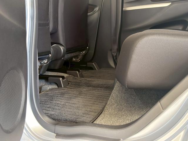 デイズハイウェイスター　Ｊ　禁煙車　ナビＴＶ　ＥＴＣ　バックカメラ１年保証　禁煙車　ナビＴＶ　バックカメラ　ＥＴＣ　衝突軽減ブレーキ　ＨＩＤヘッドライト　キーレスエントリー　横滑り防止装置　オートライト　ＵＳＢ接続　電動格納ドアミラー　１４インチアルミホイール（兵庫県）の中古車