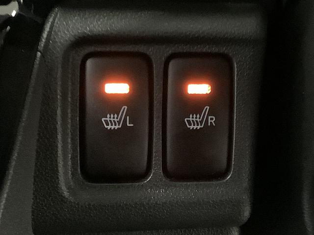 キャストスポーツSAII ターボ ETC パドルシフト MOMOステ走行無制限1年保証 ETC パドルシフト 前席シートヒーター LEDヘッドライト アイドリングストップ 横滑り防止装置 スマートキー MOMOステアリング オートエアコン 16インチ純正アルミホイール(兵庫県)の中古車