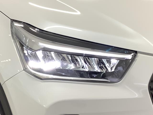 ロッキープレミアムＧ　ＨＥＶ　ワンオーナー　クルコン　シートヒーター走行無制限１年保証　前後コーナーセンサー　ワンオーナー　アダプティブクルーズコントロール　前席シートヒーター　オートマチックハイビーム　ＬＥＤヘッドライト　スマートキー　１７インチ純正アルミホイール（兵庫県）の中古車