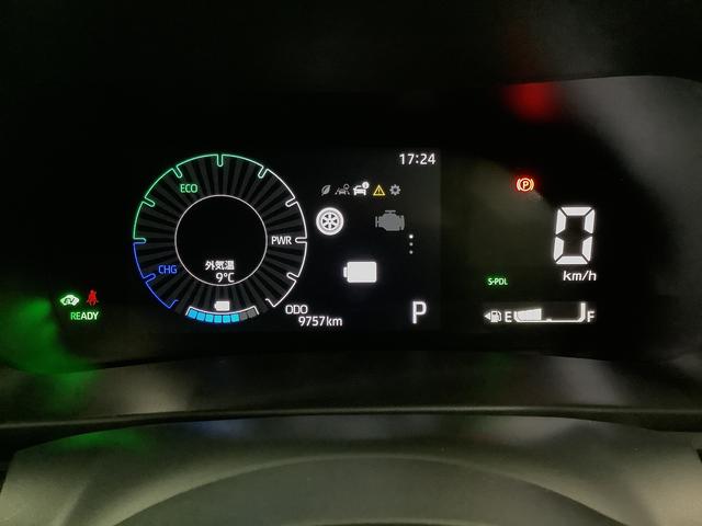 ロッキープレミアムＧ　ＨＥＶ　ワンオーナー　クルコン　シートヒーター走行無制限１年保証　前後コーナーセンサー　ワンオーナー　アダプティブクルーズコントロール　前席シートヒーター　オートマチックハイビーム　ＬＥＤヘッドライト　スマートキー　１７インチ純正アルミホイール（兵庫県）の中古車