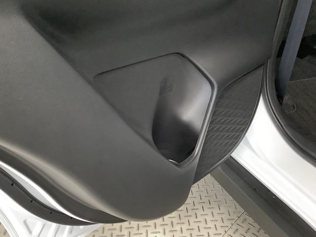 ロッキープレミアムＧ　ＨＥＶ　ワンオーナー　クルコン　シートヒーター走行無制限１年保証　前後コーナーセンサー　ワンオーナー　アダプティブクルーズコントロール　前席シートヒーター　オートマチックハイビーム　ＬＥＤヘッドライト　スマートキー　１７インチ純正アルミホイール（兵庫県）の中古車