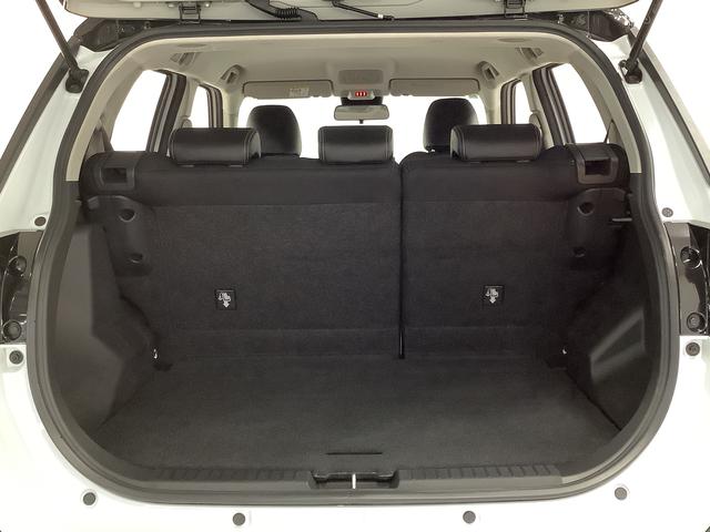 ロッキープレミアムＧ　ＨＥＶ　ワンオーナー　クルコン　シートヒーター走行無制限１年保証　前後コーナーセンサー　ワンオーナー　アダプティブクルーズコントロール　前席シートヒーター　オートマチックハイビーム　ＬＥＤヘッドライト　スマートキー　１７インチ純正アルミホイール（兵庫県）の中古車