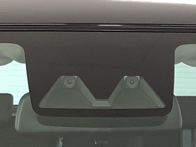 ロッキープレミアムＧ　ＨＥＶ　ワンオーナー　クルコン　シートヒーター走行無制限１年保証　前後コーナーセンサー　ワンオーナー　アダプティブクルーズコントロール　前席シートヒーター　オートマチックハイビーム　ＬＥＤヘッドライト　スマートキー　１７インチ純正アルミホイール（兵庫県）の中古車