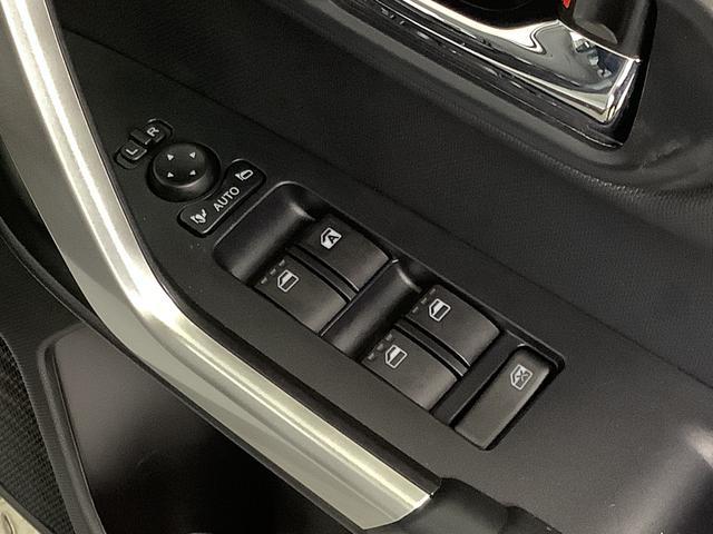 ロッキープレミアムＧ　ＨＥＶ　ワンオーナー　クルコン　シートヒーター走行無制限１年保証　前後コーナーセンサー　ワンオーナー　アダプティブクルーズコントロール　前席シートヒーター　オートマチックハイビーム　ＬＥＤヘッドライト　スマートキー　１７インチ純正アルミホイール（兵庫県）の中古車