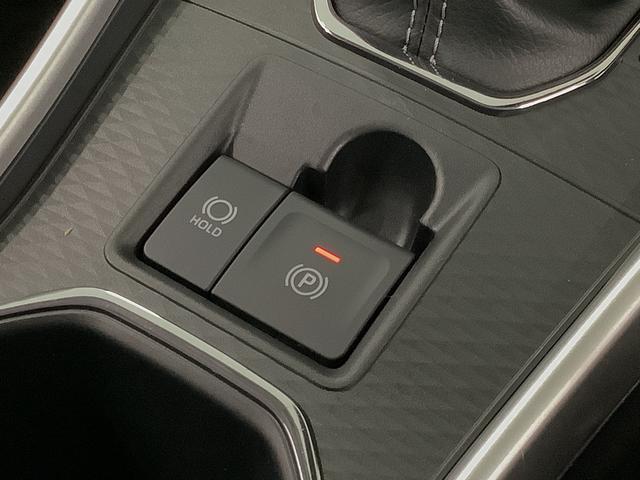 ロッキープレミアムＧ　ＨＥＶ　ワンオーナー　クルコン　シートヒーター走行無制限１年保証　前後コーナーセンサー　ワンオーナー　アダプティブクルーズコントロール　前席シートヒーター　オートマチックハイビーム　ＬＥＤヘッドライト　スマートキー　１７インチ純正アルミホイール（兵庫県）の中古車