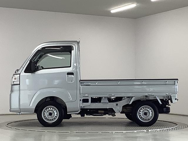 ハイゼットトラックスタンダード 4WD CVT 前後コーナーセンサー ラジオ走行無制限1年保証 前後コーナーセンサー 4WD CVT車 3方開 ゲートプロテクター オートマチックハイビーム アイドリングストップ 横滑り防止装置 オートライト ヘッドライトレベライザー ラジオ(兵庫県)の中古車