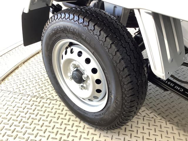 ハイゼットトラックスタンダード 4WD CVT 前後コーナーセンサー ラジオ走行無制限1年保証 前後コーナーセンサー 4WD CVT車 3方開 ゲートプロテクター オートマチックハイビーム アイドリングストップ 横滑り防止装置 オートライト ヘッドライトレベライザー ラジオ(兵庫県)の中古車