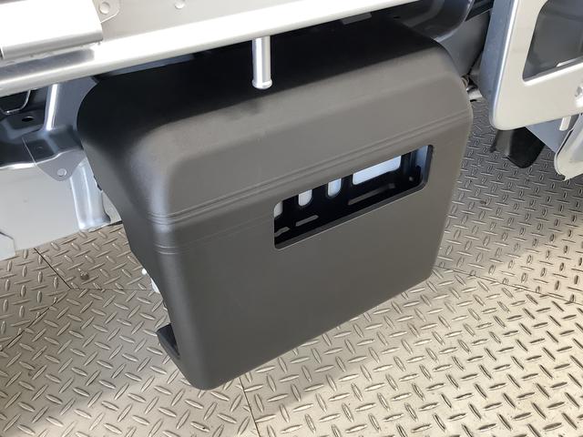 ハイゼットトラックスタンダード 4WD CVT 前後コーナーセンサー ラジオ走行無制限1年保証 前後コーナーセンサー 4WD CVT車 3方開 ゲートプロテクター オートマチックハイビーム アイドリングストップ 横滑り防止装置 オートライト ヘッドライトレベライザー ラジオ(兵庫県)の中古車