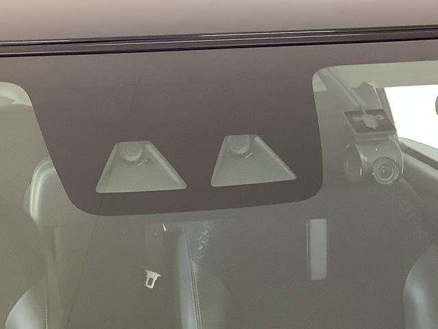 ロッキープレミアム　ターボ　禁煙　１オーナー　ディスプレイオーディオ１年保証　９インチディスプレイオーディオ　禁煙　１オーナー　ドラレコ　ＥＴＣ　バックカメラ　アダプティブクルーズコントロール　コーナーセンサー　ブラインドスポットモニター　１７インチ純正アルミホイール（兵庫県）の中古車