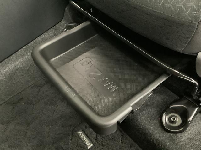 ロッキープレミアム　ターボ　禁煙　１オーナー　ディスプレイオーディオ１年保証　９インチディスプレイオーディオ　禁煙　１オーナー　ドラレコ　ＥＴＣ　バックカメラ　アダプティブクルーズコントロール　コーナーセンサー　ブラインドスポットモニター　１７インチ純正アルミホイール（兵庫県）の中古車