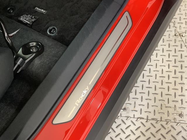 ロッキープレミアム　ターボ　禁煙　１オーナー　ディスプレイオーディオ１年保証　９インチディスプレイオーディオ　禁煙　１オーナー　ドラレコ　ＥＴＣ　バックカメラ　アダプティブクルーズコントロール　コーナーセンサー　ブラインドスポットモニター　１７インチ純正アルミホイール（兵庫県）の中古車