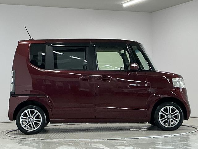 Ｎ−ＢＯＸＧ　ＳＳパッケージ　禁煙車　ナビＴＶ　ＥＴＣ　バックカメラ１年保証　禁煙車　ナビＴＶ　バックカメラ　ＥＴＣ　両側電動スライドドア　ＤＶＤ　Ｂｌｕｅｔｏｏｔｈ　アイドリングストップ　プッシュスタート　横滑り防止装置　オートエアコン　１４インチアルミホイール（兵庫県）の中古車