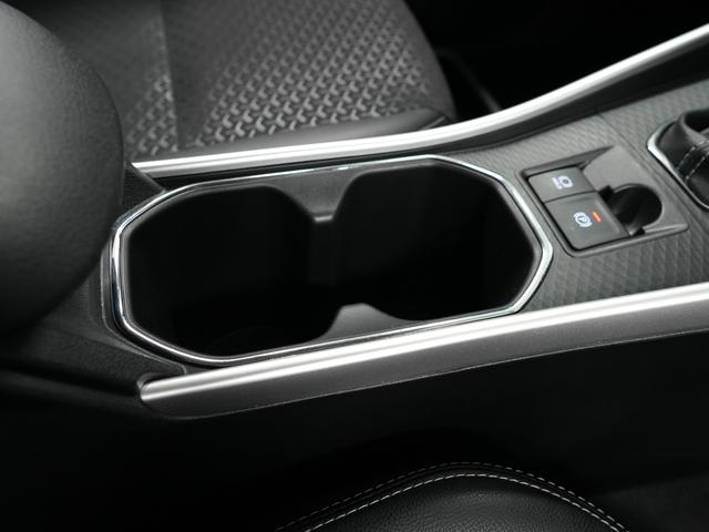 ロッキープレミアムＧ　ＨＥＶ　１オーナー　クルコン　コーナーセンサー走行無制限１年保証　前後コーナーセンサー　ワンオーナー　アダプティブクルーズコントロール　前席シートヒーター　オートマチックハイビーム　ＬＥＤヘッドライト　スマートキー　１７インチ純正アルミホイール（兵庫県）の中古車