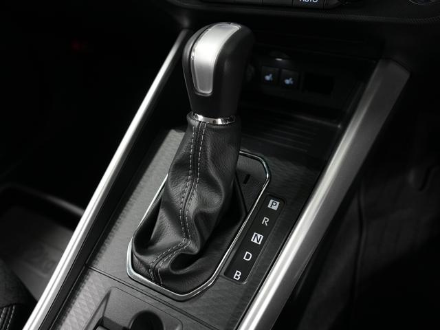 ロッキープレミアムＧ　ＨＥＶ　１オーナー　クルコン　コーナーセンサー走行無制限１年保証　前後コーナーセンサー　ワンオーナー　アダプティブクルーズコントロール　前席シートヒーター　オートマチックハイビーム　ＬＥＤヘッドライト　スマートキー　１７インチ純正アルミホイール（兵庫県）の中古車