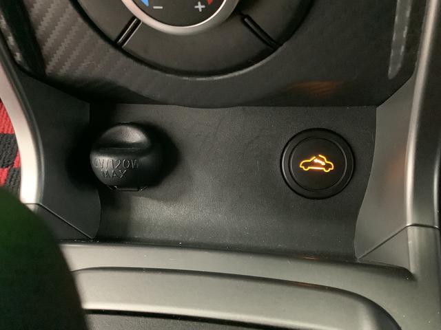 コペンローブ S 1オーナー ナビ ドラレコ ETC バックカメラ1年保証 純正ナビTV ドラレコ ETC バックカメラ パドルシフト ターボ ビルシュタイン製ショックアブソーバー MOMO製本革巻きステアリングホイール Bluetooth シートヒーター(兵庫県)の中古車