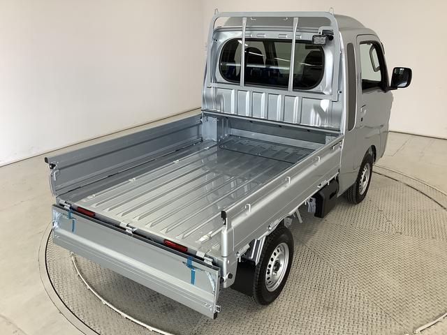 ハイゼットトラックジャンボエクストラ　４ＷＤ　ＣＶＴ　コーナーセンサー　３方開走行無制限１年保証　前後コーナーセンサー　４ＷＤ　ＣＶＴ車　３方開　荷台作業灯　リアゲートチェーン　オートマチックハイビーム　ＬＥＤヘッドライト　アイドリングストップ　プッシュスタート　横滑り防止装置（兵庫県）の中古車