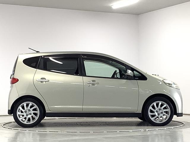 ソニカRSリミテッド ターボ ナビ ETC HIDヘッドライト走行無制限1年保証 HIDヘッドライト HDDナビ ETC CD/DVD ドアバイザー フォグランプ ベンチシート MOMOステアリング 15インチ純正アルミホイール ウインカーミラー オートエアコン(兵庫県)の中古車