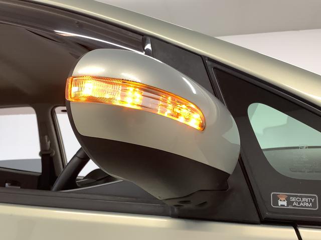 ソニカRSリミテッド ターボ ナビ ETC HIDヘッドライト走行無制限1年保証 HIDヘッドライト HDDナビ ETC CD/DVD ドアバイザー フォグランプ ベンチシート MOMOステアリング 15インチ純正アルミホイール ウインカーミラー オートエアコン(兵庫県)の中古車