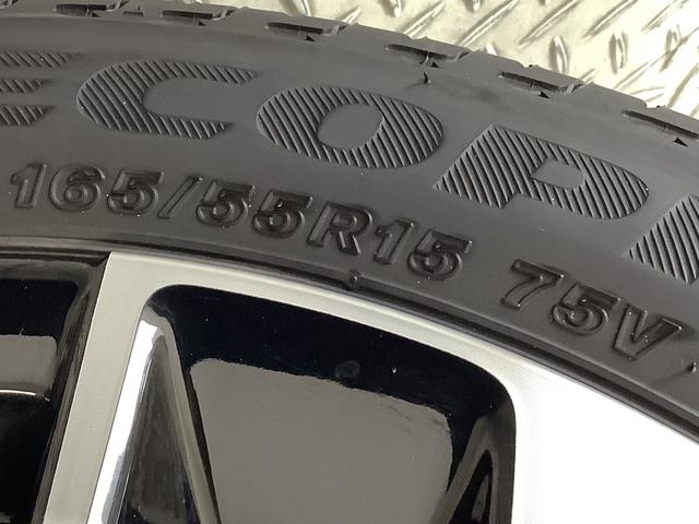 タントカスタムＲＳ　ターボ　４ＷＤ　ワンオーナー　両側電動スライド走行無制限１年保証　４ＷＤ　ワンオーナー　両側電動スライドドア　前後コーナーセンサー　前席シートヒーター　オートマチックハイビーム　ＬＥＤヘッドライト　スマートキー　１５インチ純正アルミホイール（兵庫県）の中古車