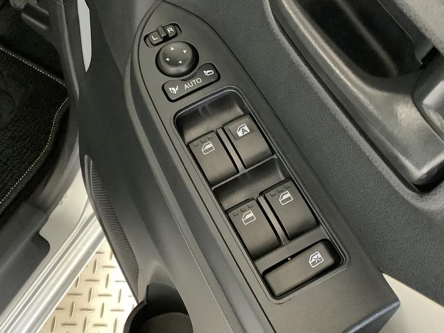 タントＸ　４ＷＤ　片側電動スライド　シートヒーター　スマートキー走行無制限１年保証　片側電動スライドドア　４ＷＤ　前後コーナーセンサー　前席シートヒーター　オートマチックハイビーム　ＬＥＤヘッドライト　オートブレーキホールド　アイドリングストップ　横滑り防止装置（兵庫県）の中古車