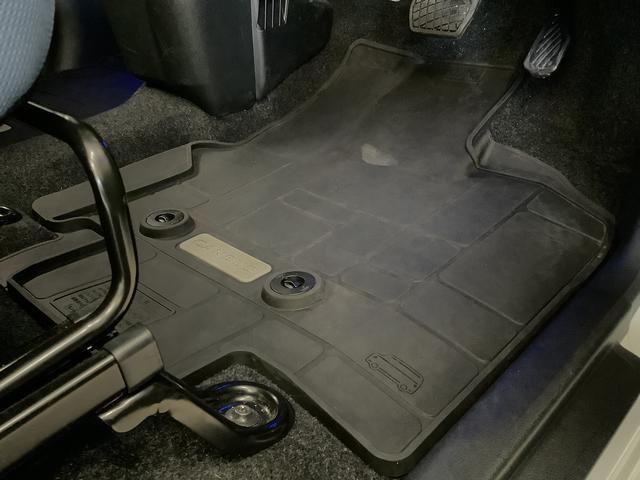 ムーヴキャンバスストライプスＧターボ　禁煙　ワンオーナー　１０インチナビＴＶ１年保証　禁煙車　ワンオーナー　ドラレコ　１０インチナビＴＶ　ＥＴＣ　パノラマモニター　両側電動スライドドア　前後コーナーセンサー　前席シートヒーター　ホッとカップホルダー　インパネイルミネーション（兵庫県）の中古車