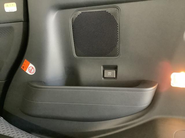 タントファンクロスターボ 4WD 1オーナー 両側電動スライドドア走行無制限1年保証 4WD ワンオーナー 両側電動スライドドア 前後コーナーセンサー 前席シートヒーター ルーフレール オートマチックハイビーム LEDヘッドライト 15インチ純正アルミホイール(兵庫県)の中古車