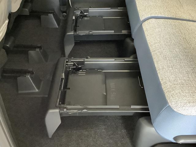 ムーヴキャンバスストライプスＧ　４ＷＤ　両側電動スライド　前席シートヒーター走行無制限１年保証　両側電動スライドドア　４ＷＤ　前後コーナーセンサー　前席シートヒーター　ホットカップホルダー　オートマチックハイビーム　ＬＥＤヘッドライト　プッシュスタート　横滑り防止装置（兵庫県）の中古車