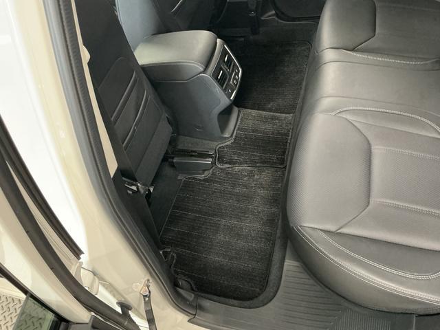 フォレスタープレミアム　４ＷＤ　ワンオーナー　８インチナビ　バックカメラ１年保証　ワンオーナー　８インチナビ　４ＷＤ　ドラレコ　ＥＴＣ　バックカメラ　アダプティブクルーズコントロール　コーナーセンサー　前後席シートヒーター　ステアリングヒーター　１８インチアルミホイール（兵庫県）の中古車