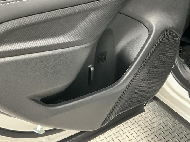 フォレスタープレミアム　４ＷＤ　ワンオーナー　８インチナビ　バックカメラ１年保証　ワンオーナー　８インチナビ　４ＷＤ　ドラレコ　ＥＴＣ　バックカメラ　アダプティブクルーズコントロール　コーナーセンサー　前後席シートヒーター　ステアリングヒーター　１８インチアルミホイール（兵庫県）の中古車