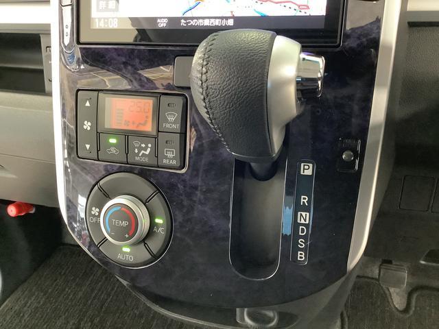 タントカスタムRS トップエディションVS SAIII 禁煙車1年保証 禁煙車 ターボ ワンオーナー 8インチナビTV ETC パノラマモニター 後席モニター 両側電動スライドドア リアコーナーセンサー 運転席シートヒーター USB 15インチ純正アルミホイール(兵庫県)の中古車