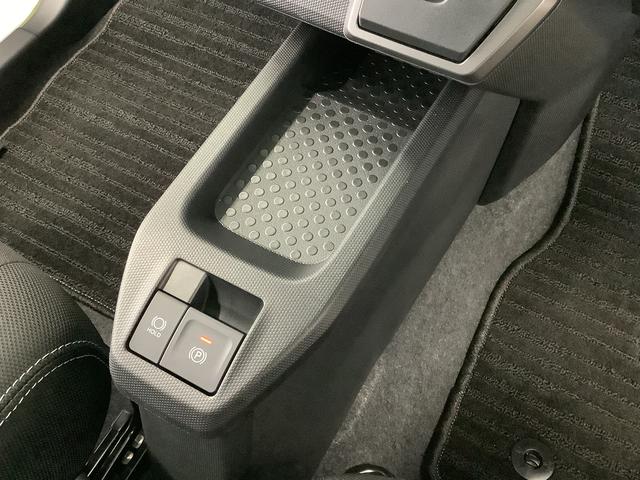 タフトGターボ ダーククロムベンチャー クルコン コーナーセンサー走行無制限1年保証 前後コーナーセンサー アダプティブクルーズコントロール 前席シートヒーター オートマチックハイビーム オートブレーキホールド スカイフィールトップ 15インチ純正アルミホイール(兵庫県)の中古車