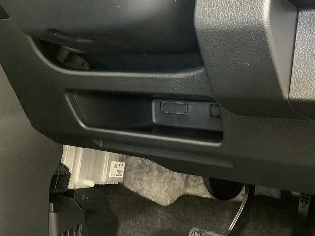 ムーヴキャンバスストライプスＧ　両側電動スライドドア　前後コーナーセンサー走行無制限１年保証　両側電動スライドドア　前後コーナーセンサー　前席シートヒーター　ホットカップホルダー　オートハイビーム　ＬＥＤヘッドライト　プッシュスタート　横滑り防止装置　オートエアコン（兵庫県）の中古車