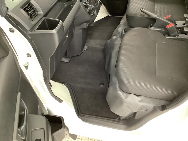 ハイゼットカーゴＤＸ　ＣＶＴ　ワンオーナー　ＥＴＣ　前後コーナーセンサー走行無制限１年保証　前後コーナーセンサー　ラジオデッキ　ＣＶＴ車　ワンオーナー　ＥＴＣ　オートマチックハイビーム　アイドリングストップ　プッシュスタート　横滑り防止装置　ヘッドライトレベライザー（兵庫県）の中古車